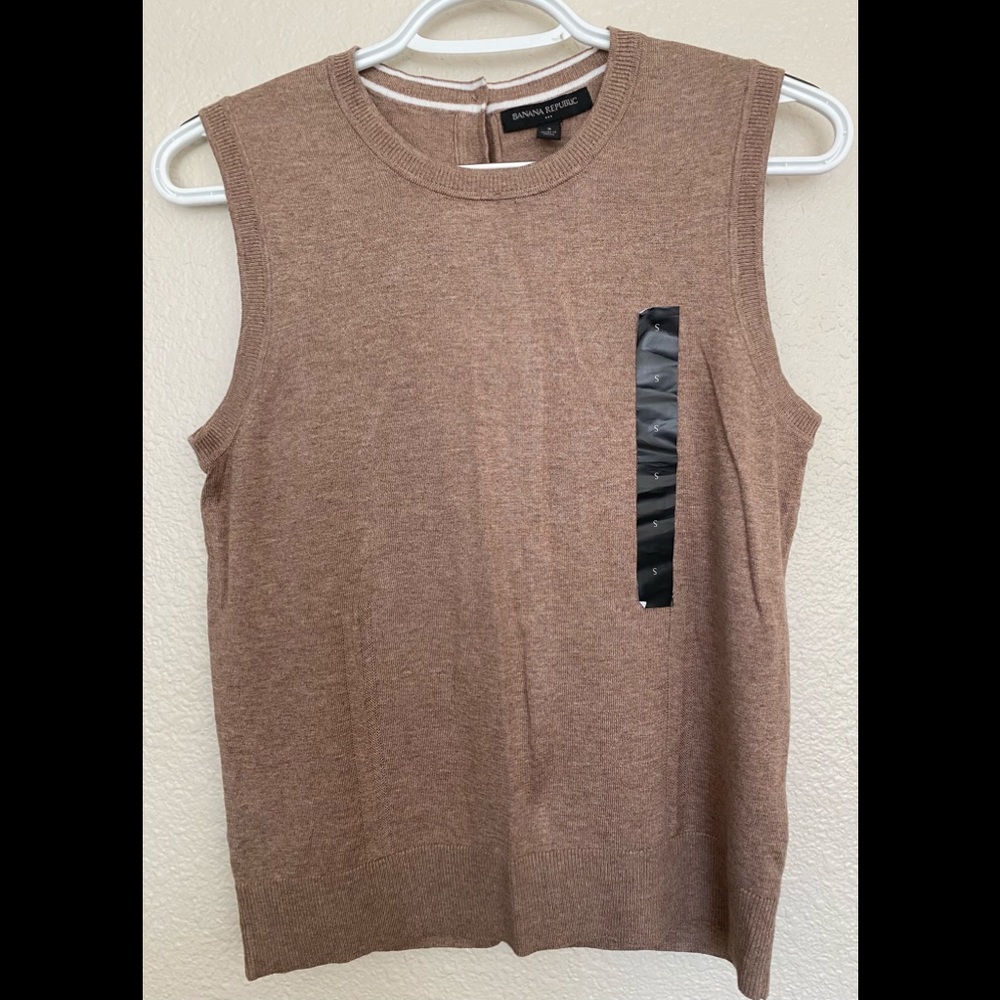 NWOT Banana Republic factory sweater tank, brown S